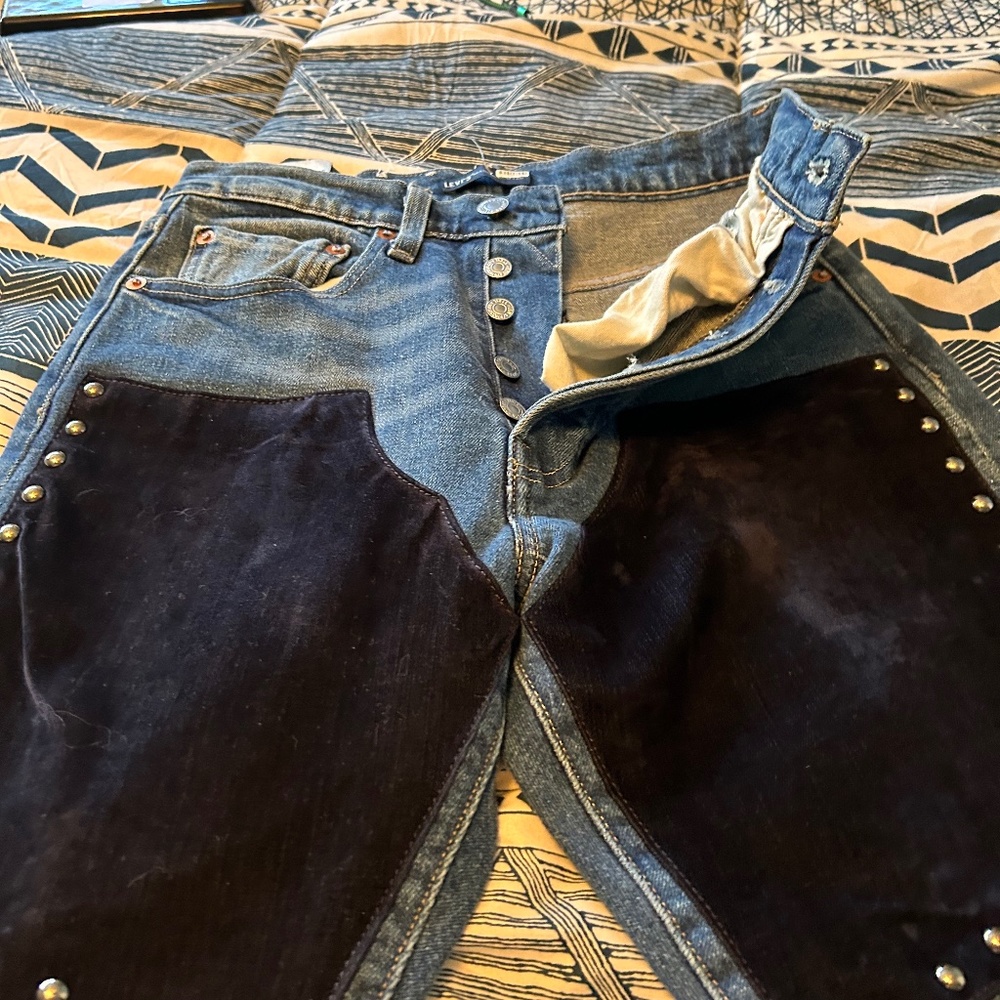 Free People/Levies  Suade stud Jeans